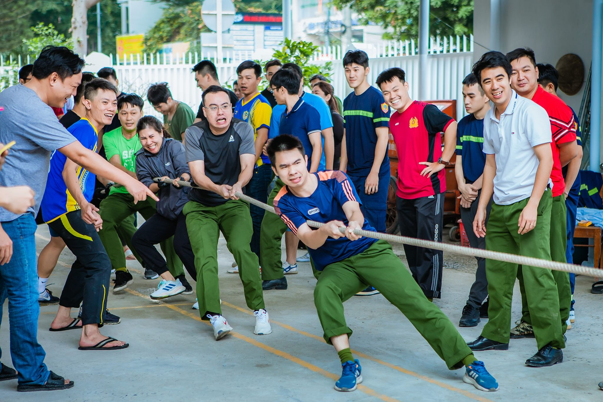 Đoàn Thanh niên phòng Cảnh sát Phòng cháy chữa cháy và Cứu nạn cứu hộ Công an tỉnh phối hợp tổ chức chương trình Tết đoàn viên