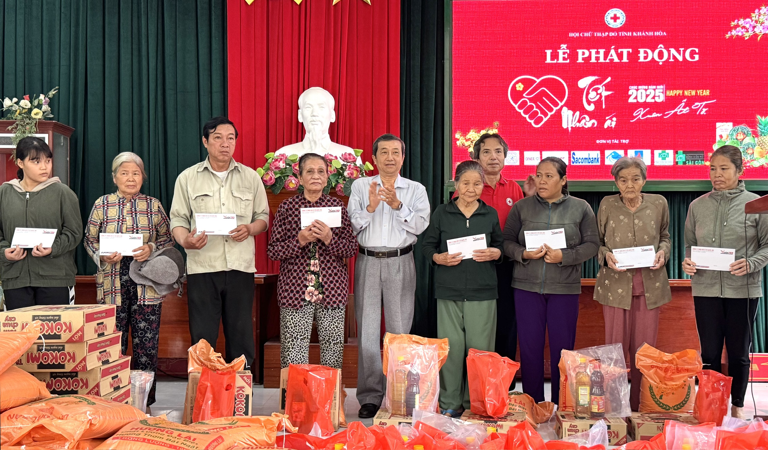 Tết Nhân ái: Trao 150 suất quà Tết cho người dân huyện Diên Khánh