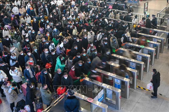 Trung Quốc chuẩn bị cho cuộc đại 'Xuân vận' 2025