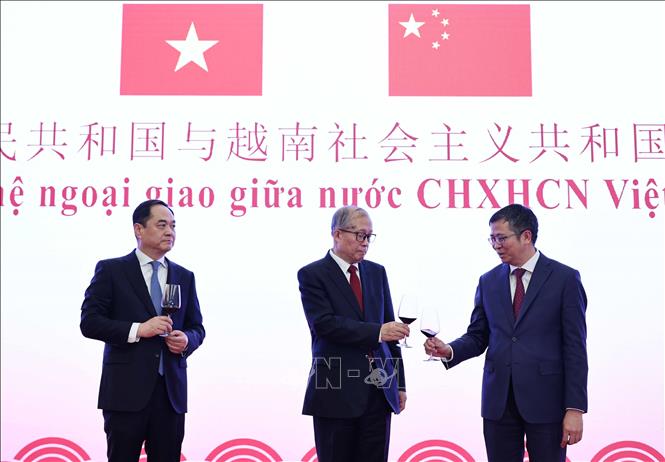 Chặng đường nhiều thành tựu và dấu ấn quan trọng 