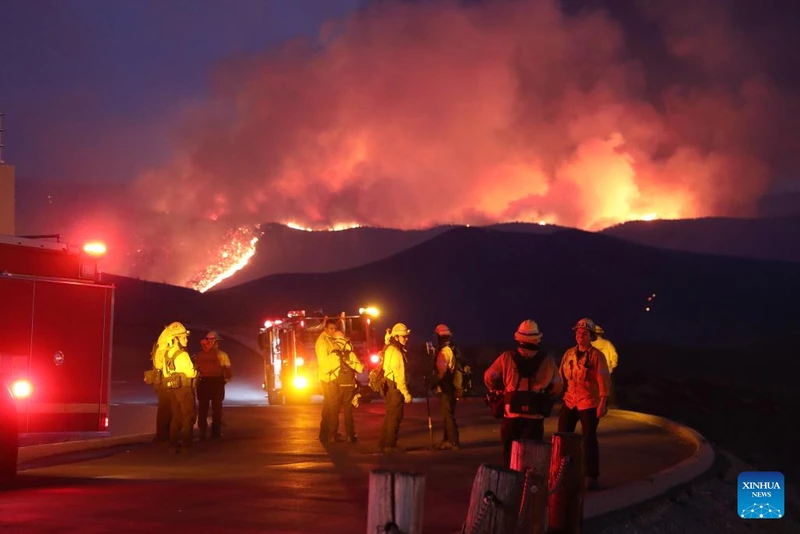 Thiệt hại do các vụ cháy rừng ở Nam California, Mỹ, ước tính vượt 250 tỷ USD