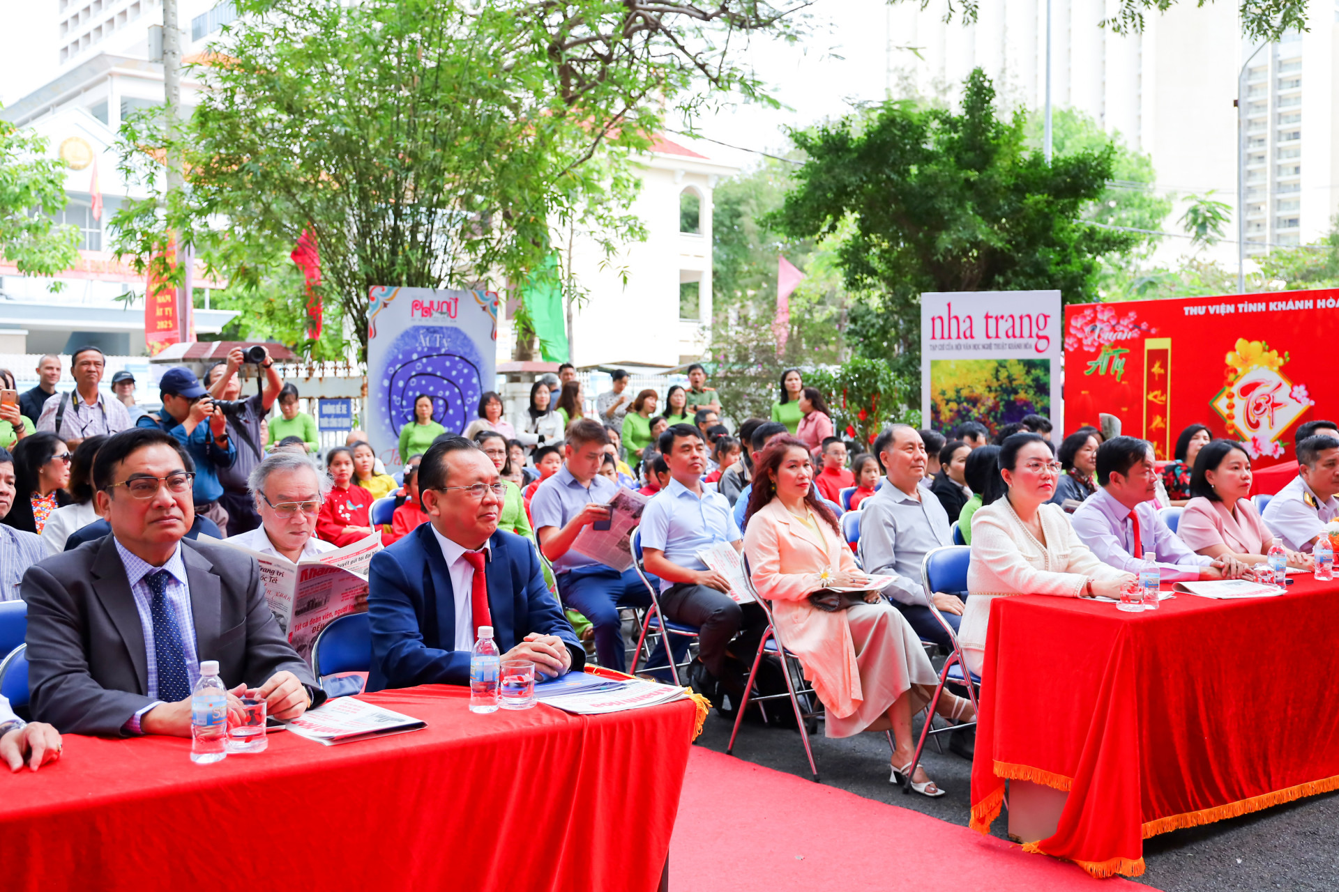 Khanh Hoa’s leaders attending the 2025 Spring Newspaper Festival 

