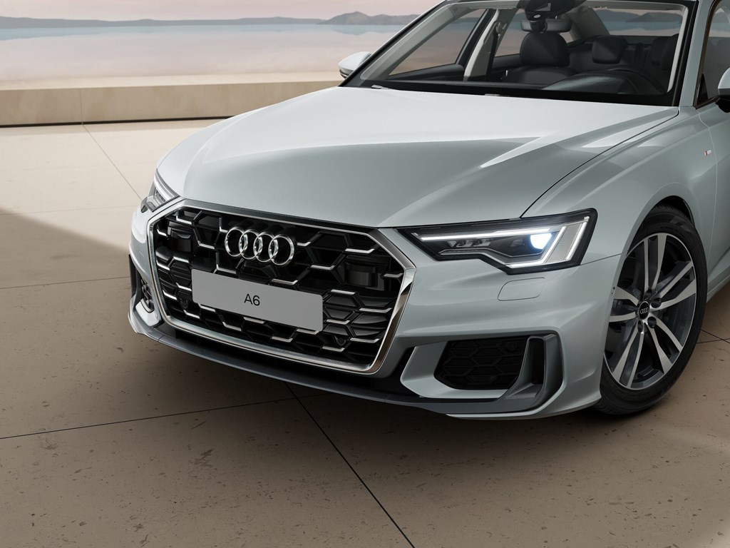 Audi A6 S line 40 TFSI được trang bị động cơ V4 tăng áp, công suất tối đa 190 mã lực và mô-men xoắn cực đại 320 Nm.