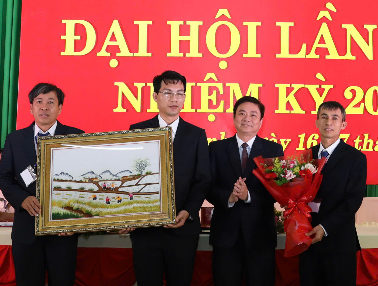 Đại hội Đảng bộ xã Cam Thịnh Đông lần thứ XIII, nhiệm kỳ 2025 - 2030