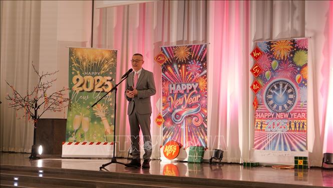 Tết nguyên đán - Ấm lòng mỗi người con Việt Nam nơi xa xứ