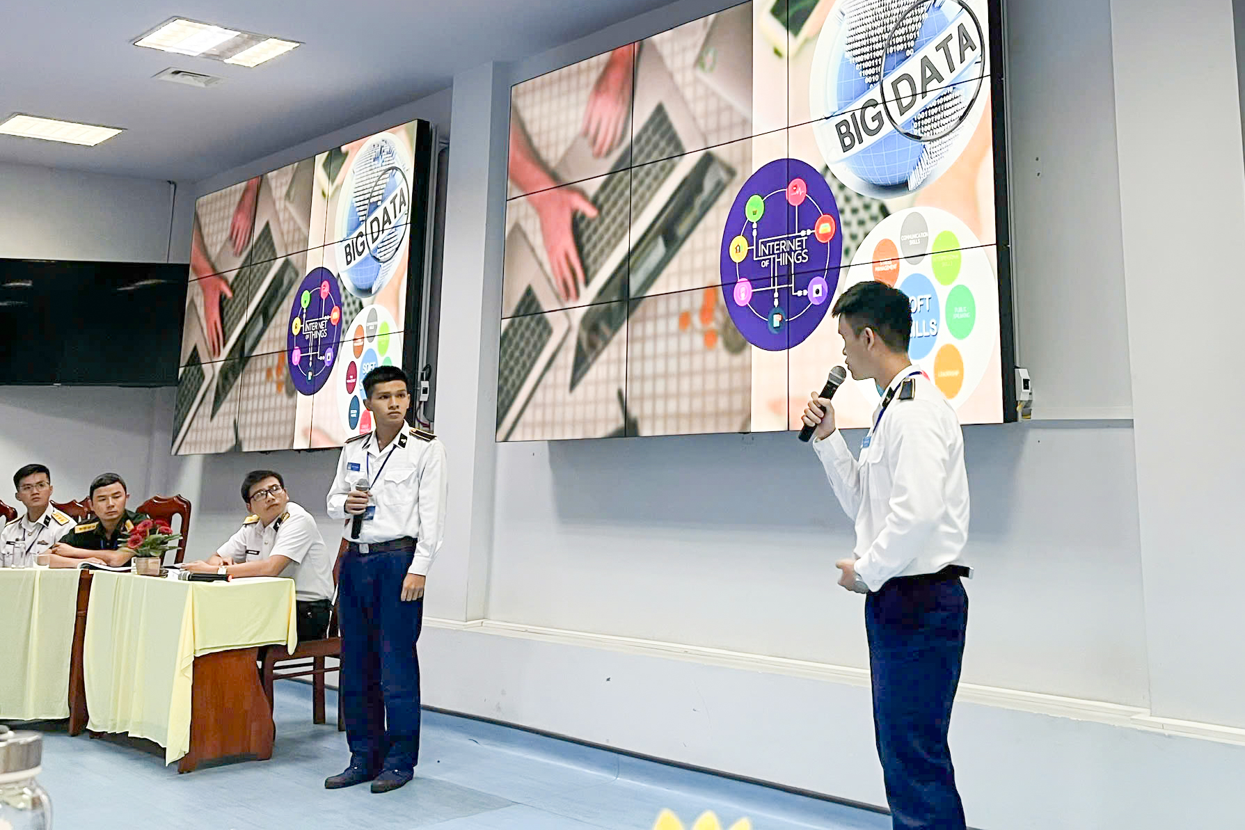 Học viện Hải quân: Đẩy mạnh chuyển đổi số trong dạy và học ngoại ngữ