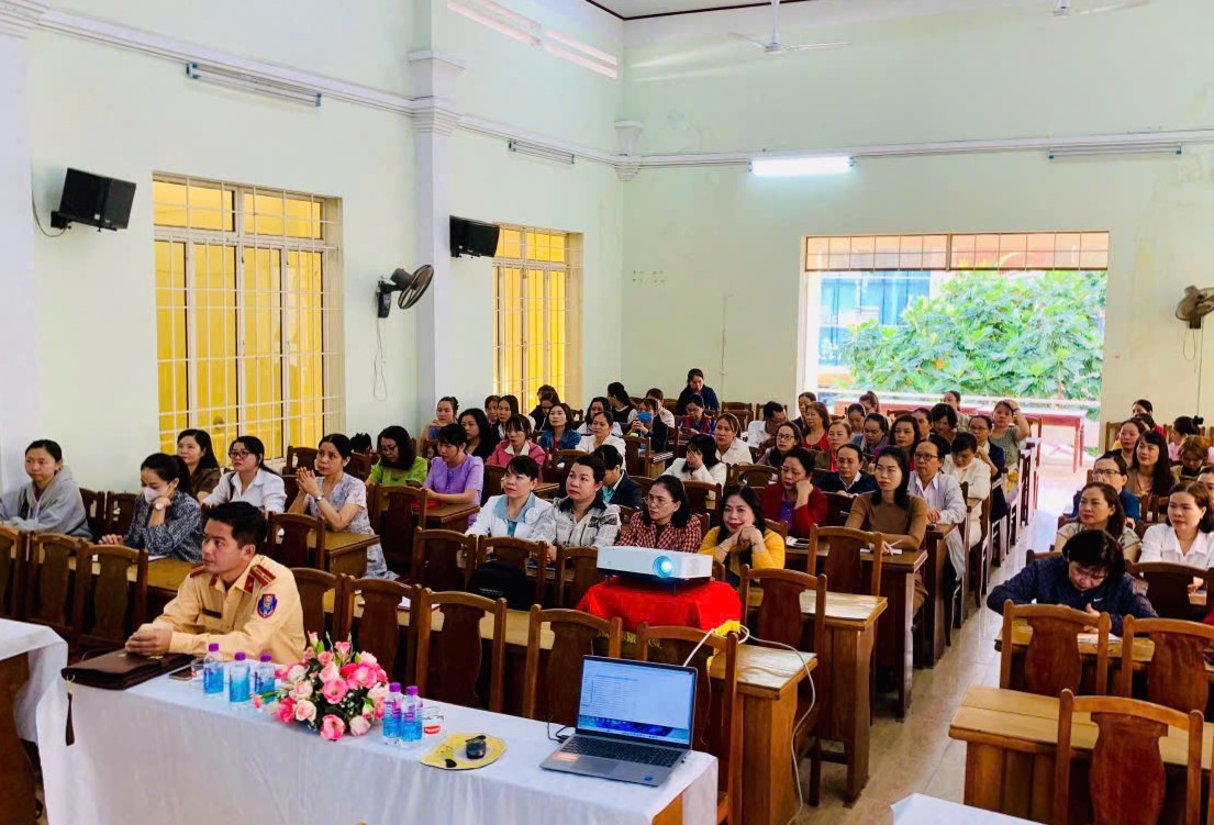 Phòng Giáo dục và Đào tạo TP. Nha Trang: Tập huấn về giáo dục an toàn giao thông và lồng ghép giới cấp học mầm non