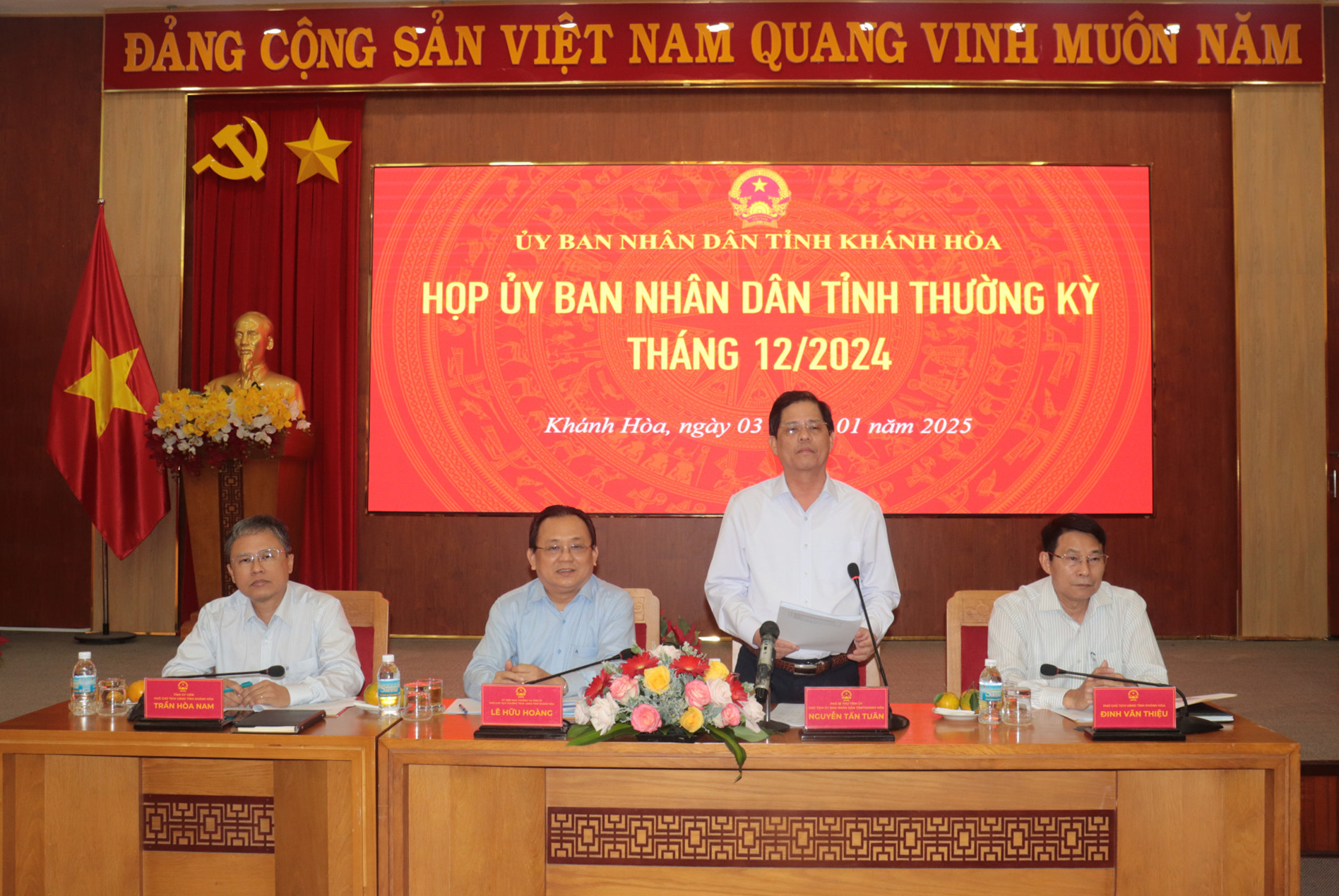 Khánh Hòa: Phấn đấu tốc độ tăng trưởng năm 2025 đạt trên 10%