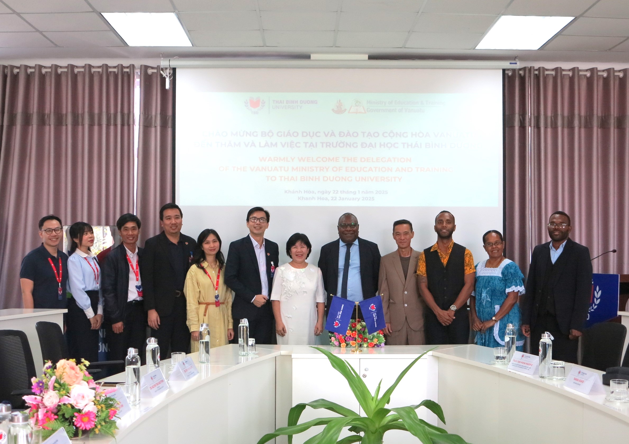 Trường Đại học Thái Bình Dương tiếp đoàn công tác Bộ Giáo dục và Đào tạo Cộng hòa Vanuatu