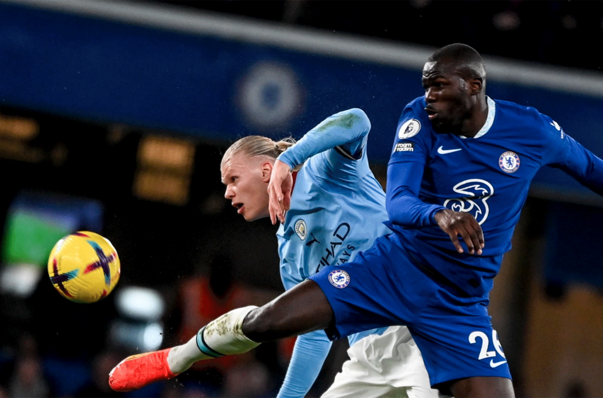 Manchester City và Chelsea, ai đang có phong độ tệ hơn ai?