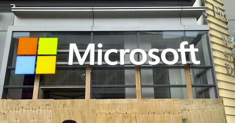 Microsoft rót 80 tỷ USD lĩnh vực trí tuệ nhân tạo để cạnh tranh với Trung Quốc