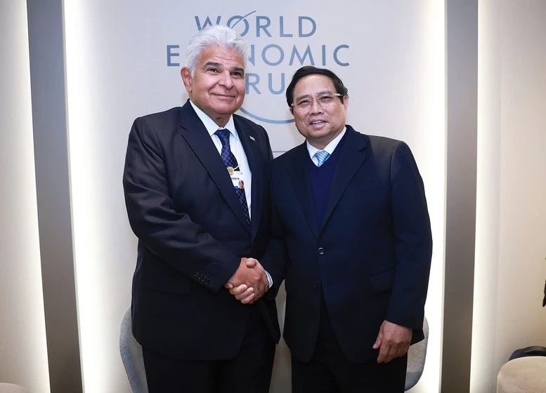 Thủ tướng Phạm Minh Chính gặp gỡ một số nhà Lãnh đạo nhân Hội nghị WEF