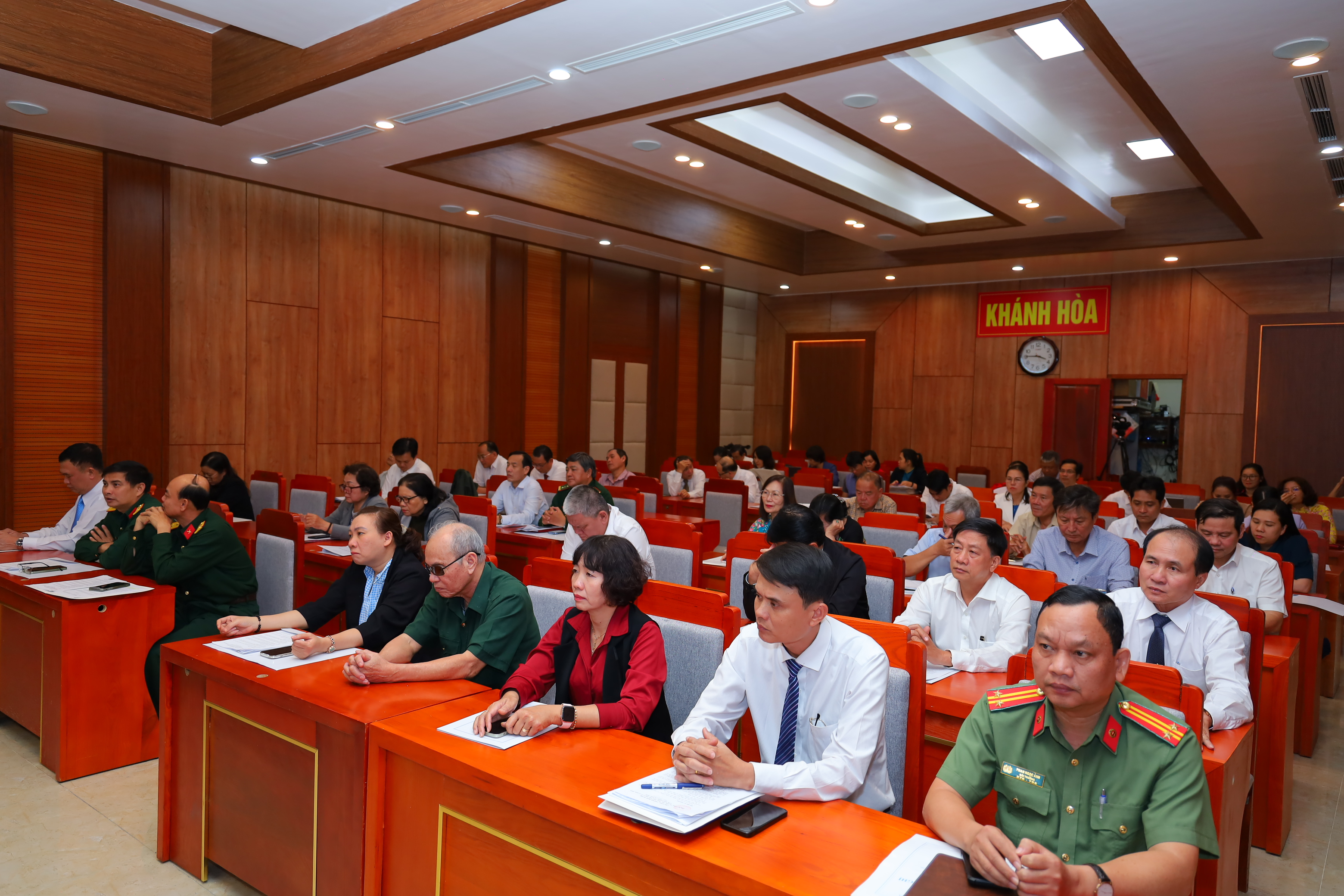 Quang cảnh hội nghị