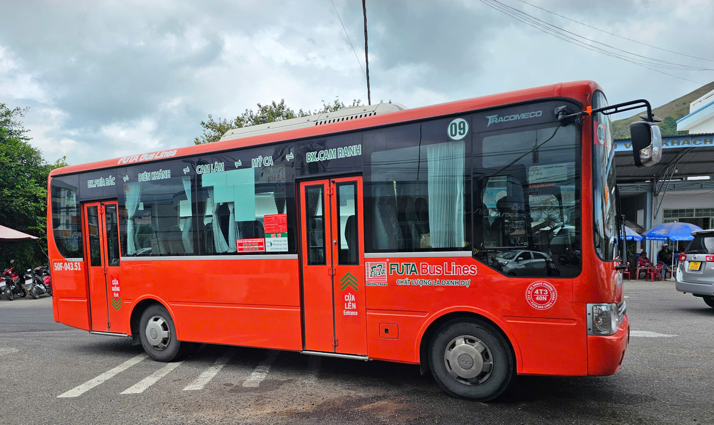 Xe buýt nghỉ 29 và mùng 1 Tết, tuyến Nha Trang - Cam Ranh vẫn hoạt động trong Tết