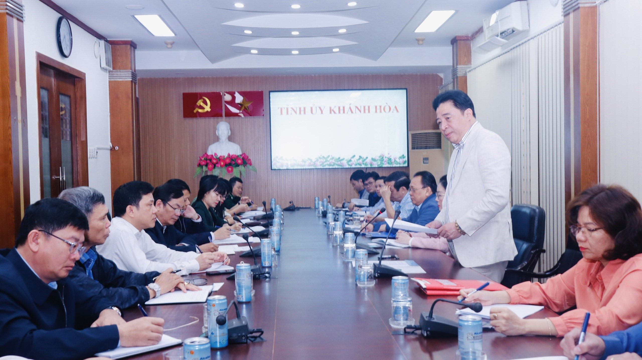 Thường trực Tỉnh ủy giao ban công tác tháng 1-2025