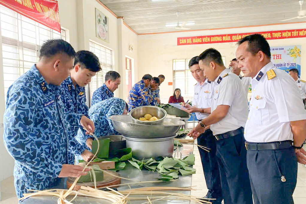 Các đội tham gia thi tài.
