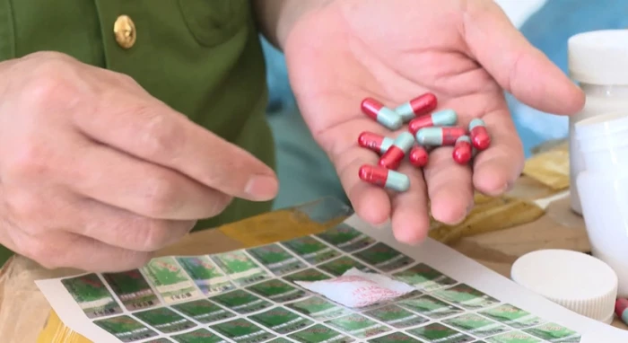 Quyết liệt ngăn chặn thuốc và thực phẩm chức năng giả, kém chất lượng