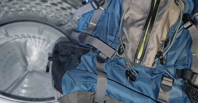 Mẹo giặt balo bằng máy giặt ít người biết