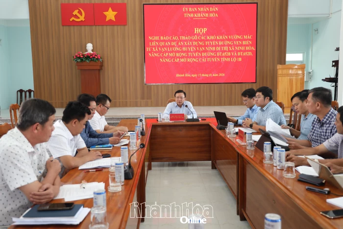 Các dự án giao thông trong Khu Kinh tế Vân Phong: Tiến độ giải phóng mặt bằng chưa đạt yêu cầu