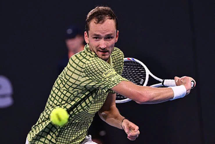 Medvedev khởi đầu thuận lợi trong năm 2026