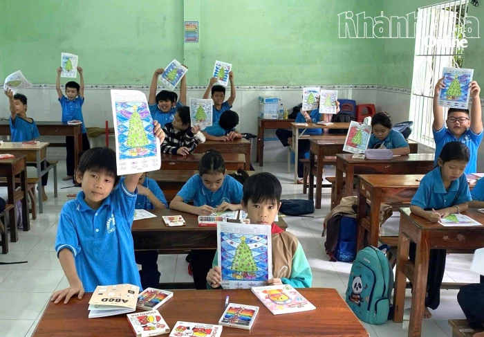 Rộn ràng lớp tiếng Anh ở chùa Lộc Thọ