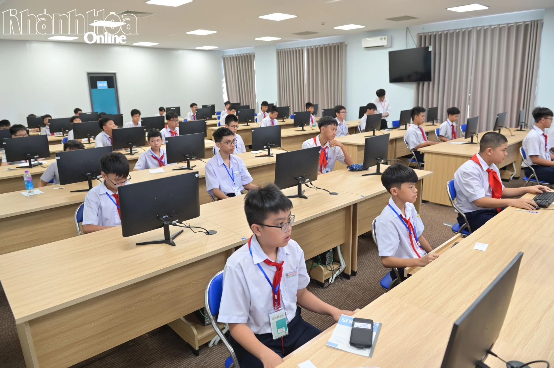 Sân chơi Tin học trẻ được duy trì thường niên cho các học sinh đam mê tin học.