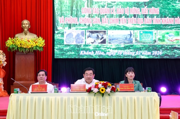 Hội nghị chuyên đề về bảo vệ rừng, đất rừng và chim yến 