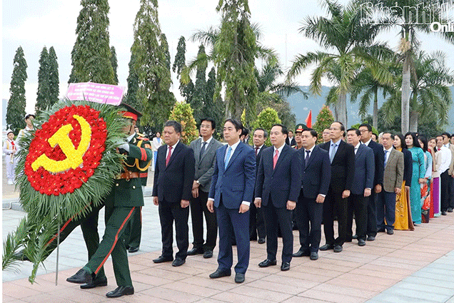 Podcast: Bản tin ngày 14-1