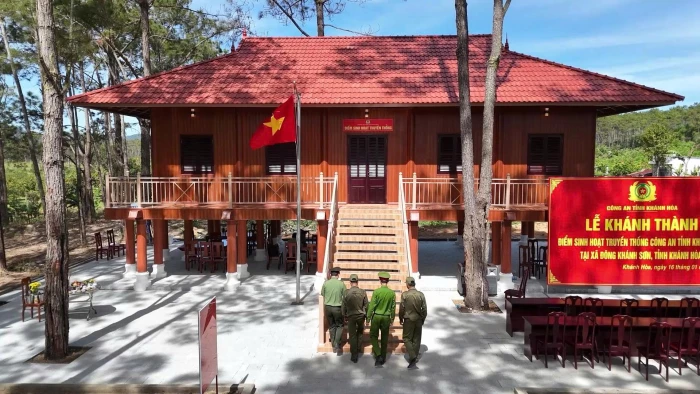 [Video] Căn cứ lòng dân