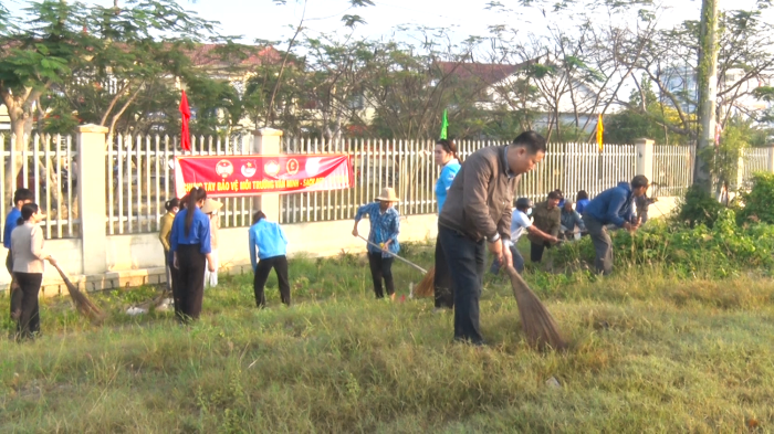 Xã Diên Điền phát động phong trào Toàn dân chung tay bảo vệ môi trường