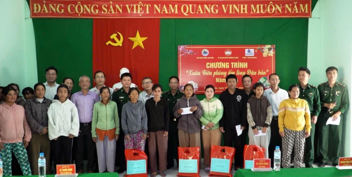 Đồn Biên phòng Cam Ranh tổ chức chương trình “Xuân Biên phòng ấm lòng dân bản”