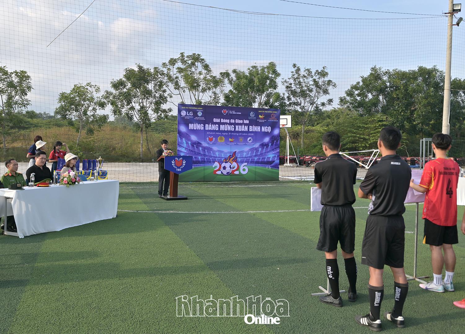 Lễ khai mạc giải.