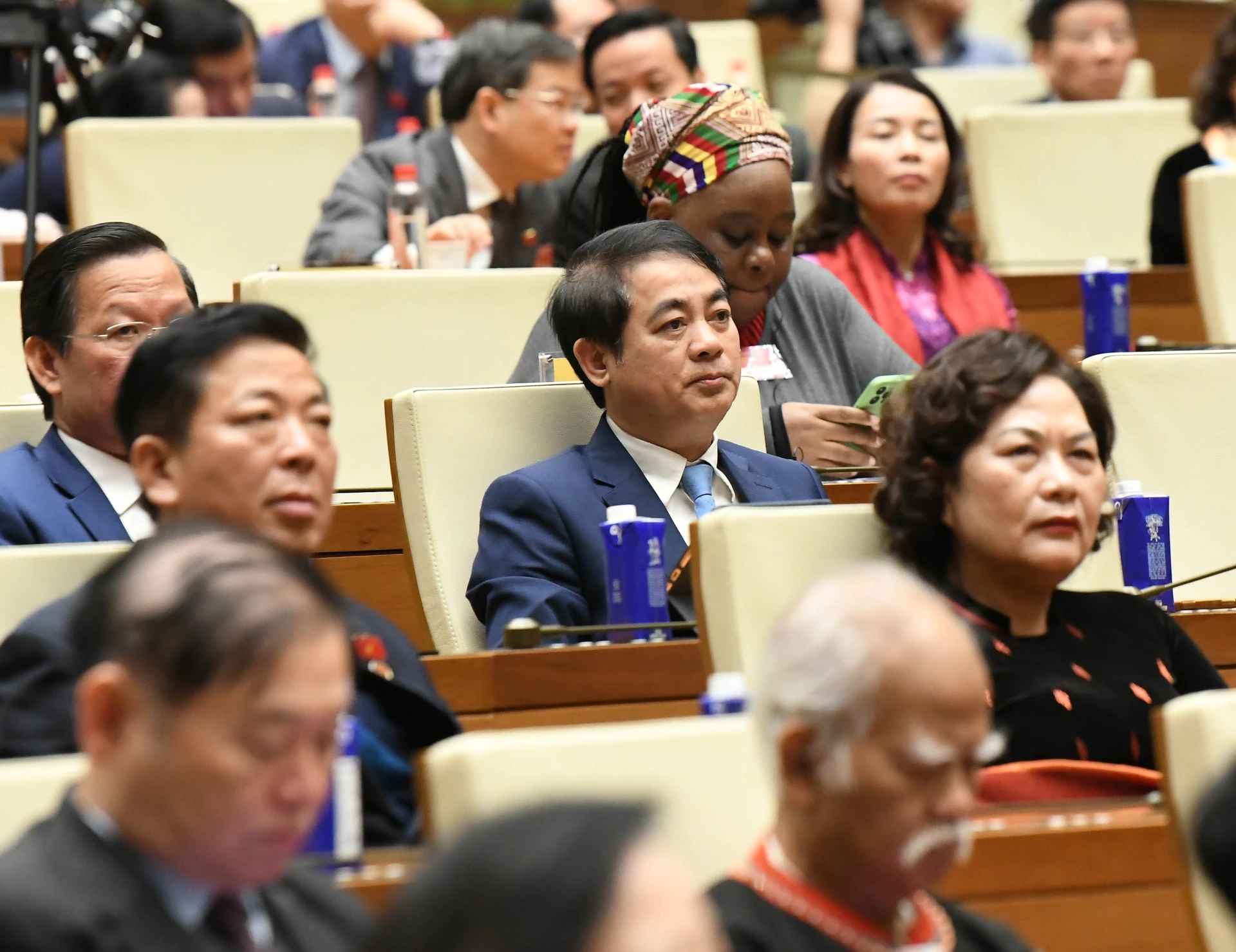 Bí thư Tỉnh ủy Khánh Hòa Nghiêm Xuân Thành và các đại biểu dự lễ kỷ niệm. Ảnh: T. MAI