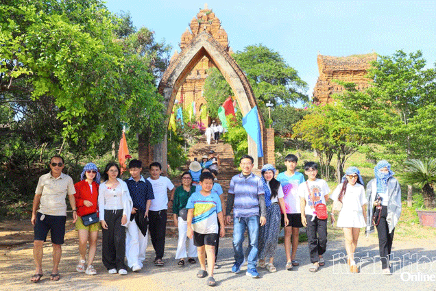 Podcast: Bản tin ngày 3-1