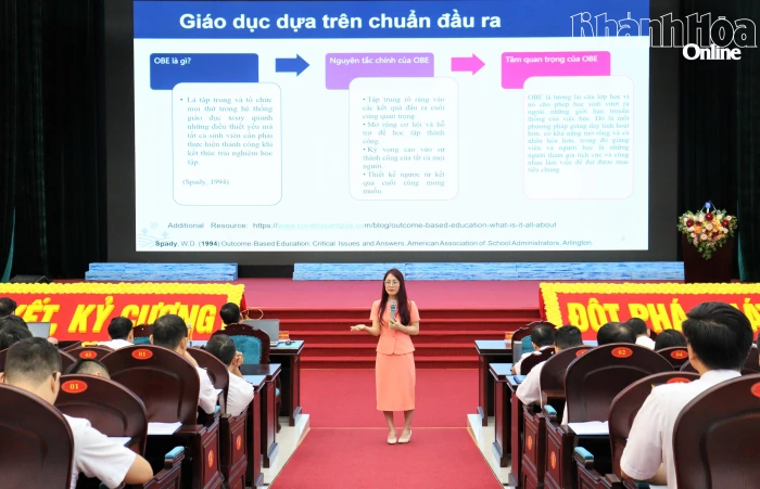 Tập huấn xây dựng ngân hàng câu hỏi, đáp án và chấm thi tại Học viện Hải quân                                                    