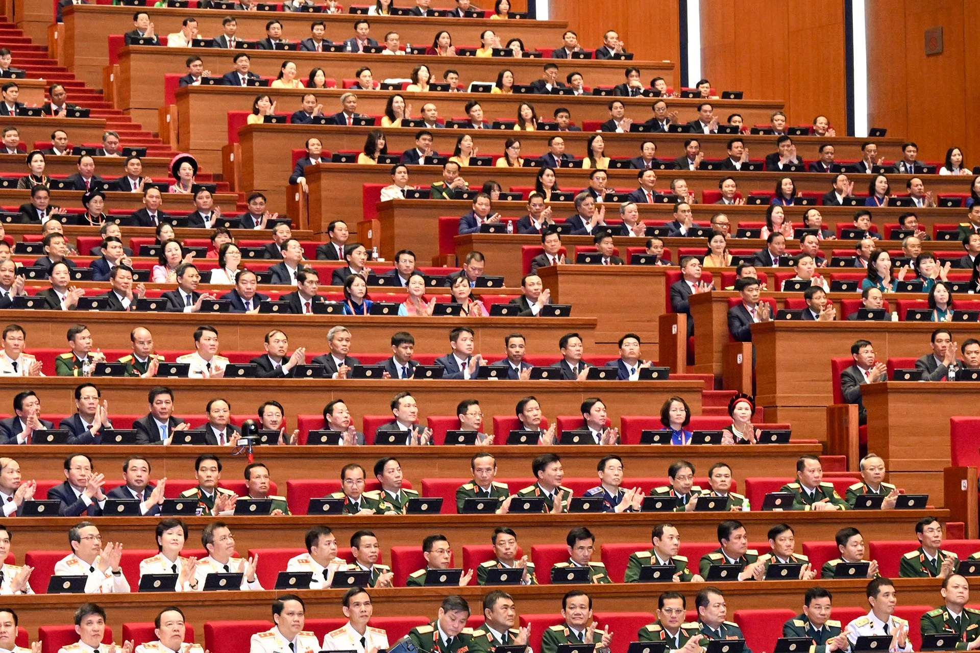 Các đại biểu dự đại hội. Ảnh Báo Nhân Dân.