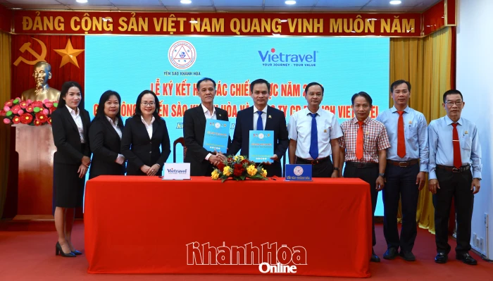 Công ty Yến sào Khánh Hòa và Vietravel Chi nhánh Khánh Hòa ký kết hợp tác
