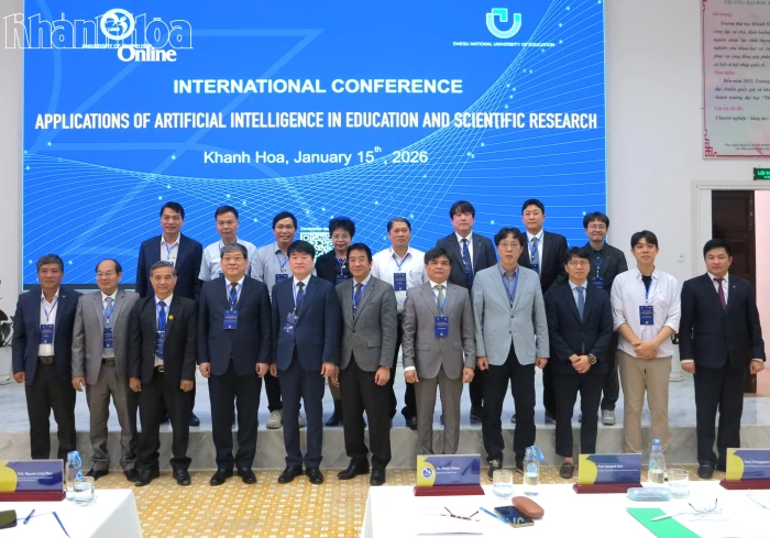 Trường Đại học Khánh Hòa tổ chức Hội thảo khoa học quốc tế “Ứng dụng AI trong đào tạo và nghiên cứu khoa học”