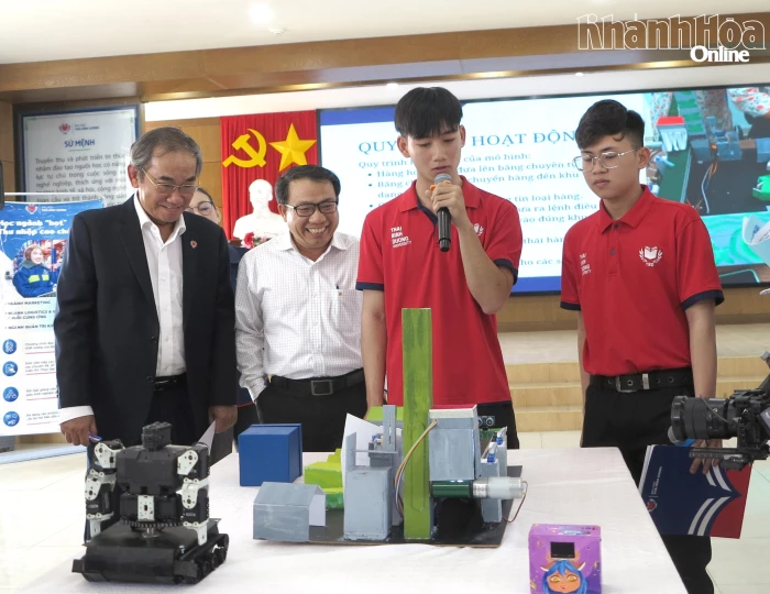 Sinh viên Trường Đại học Thái Bình Dương báo cáo chuyên đề “Các mô hình mô phỏng trong ngành Logistics và quản lý chuỗi cung ứng”