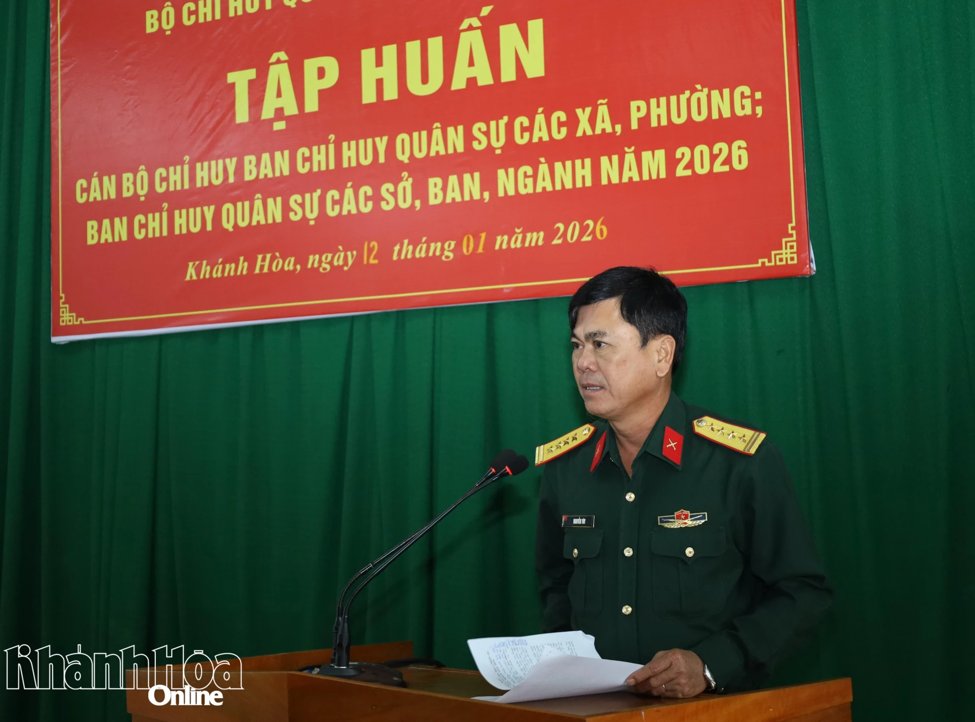 Đại tá Nguyễn Túy phát biểu khai mạc lớp tập huấn.