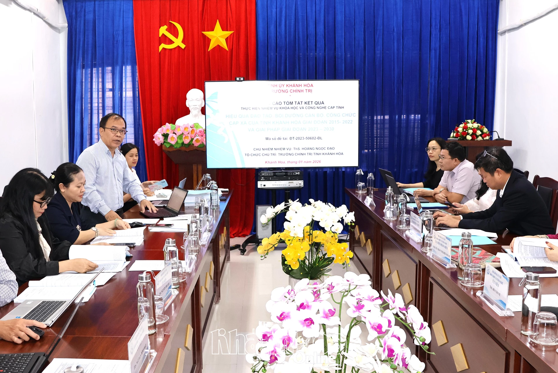Đại diện Hội đồng Khoa học và Công nghệ tỉnh Khánh Hòa phát biểu tại buổi nghiệm thu đề tài.