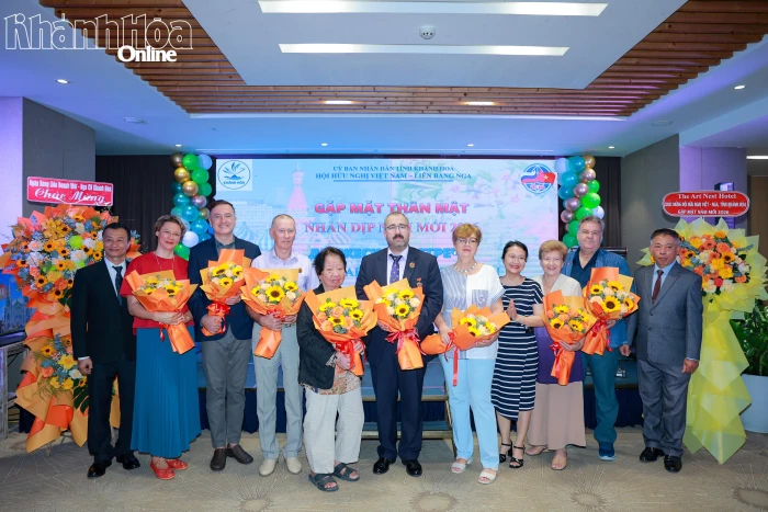 Hội hữu nghị Việt - Nga tỉnh Khánh Hòa gặp mặt nhân dịp đầu năm mới 2026