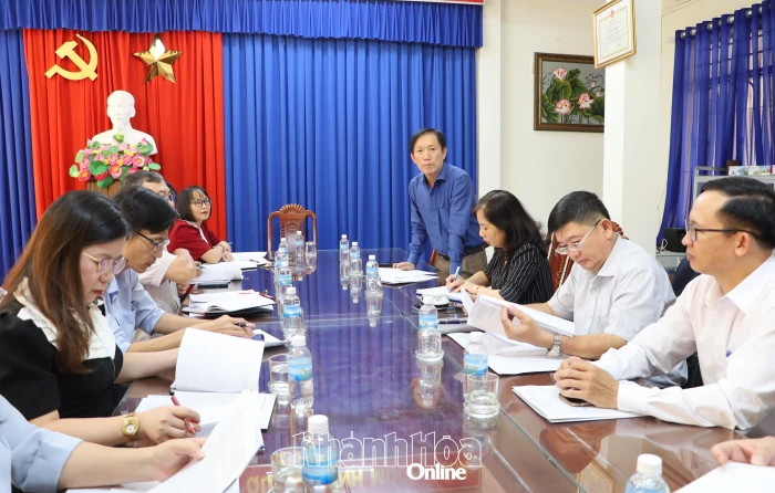 Khối thi đua các cơ quan tham mưu trực thuộc Tỉnh ủy, cơ quan truyền thông tỉnh họp bình xét thi đua năm 2025