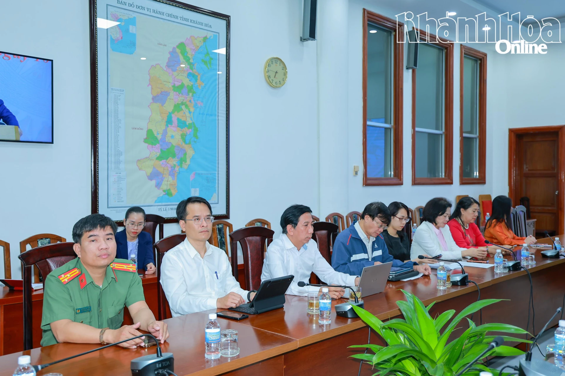 Đại diện một số sở, ngành tham dự hội nghị.