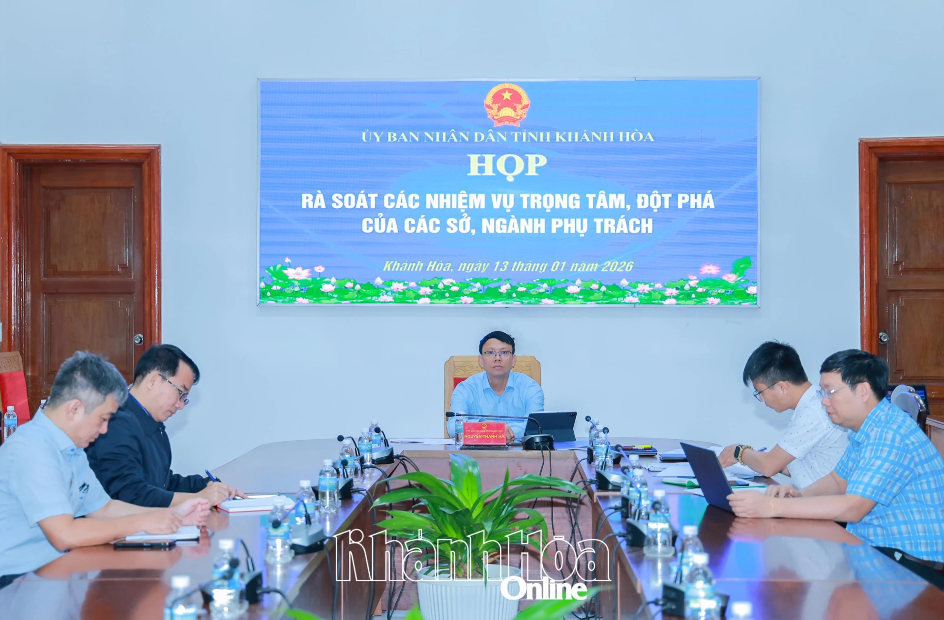 Đồng chí Nguyễn Thanh Hà chủ trì cuộc họp rà soát các nhiệm vụ trọng tâm, đột phá của các sở, ngành phụ trách.