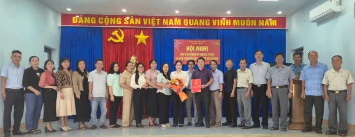 Phường Bắc Cam Ranh công bố quyết định hợp nhất các tổ chức hội quần chúng 