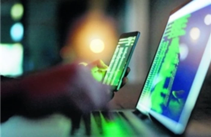 Campuchia: Bắt giữ 75 nghi phạm lừa đảo trực tuyến