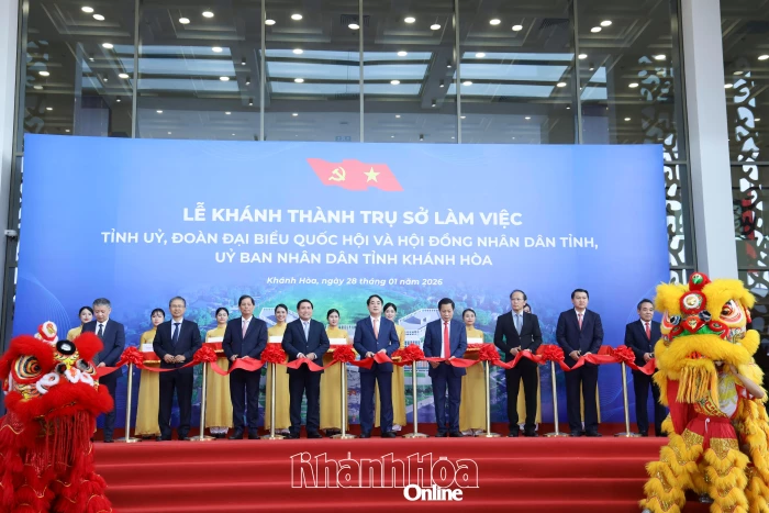 Khánh thành Trụ sở làm việc Tỉnh ủy, Đoàn Đại biểu Quốc hội và HĐND, UBND tỉnh Khánh Hòa