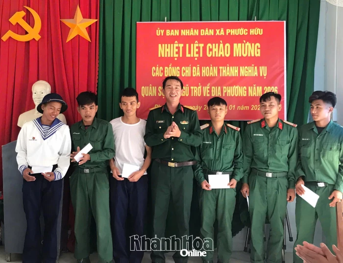 Xã Phước Hữu đón quân nhân xuất ngũ