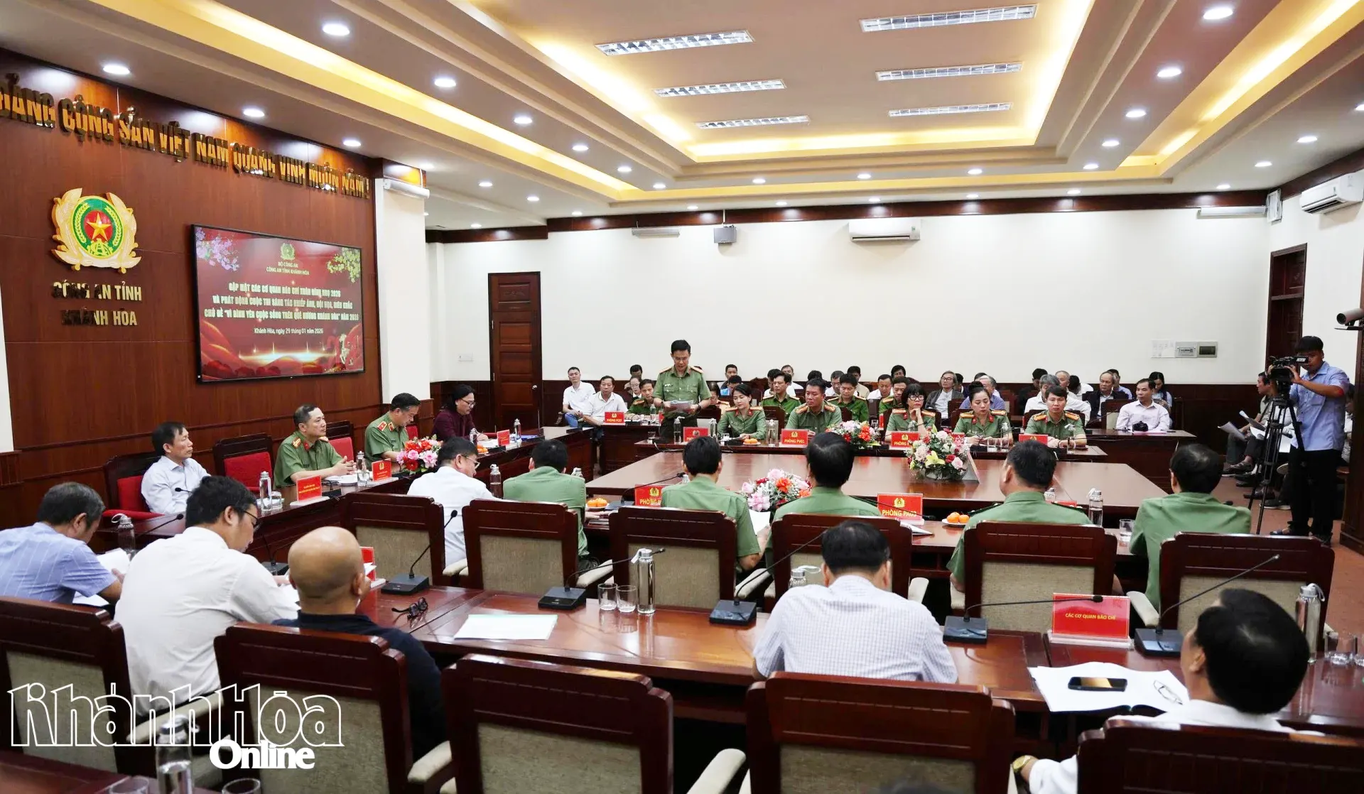 Quang cảnh buổi gặp mặt.